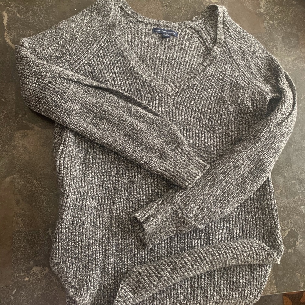 American Eagle knit sweater